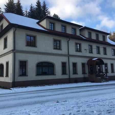 Hotel Salajka Horní Lomná Exterior foto